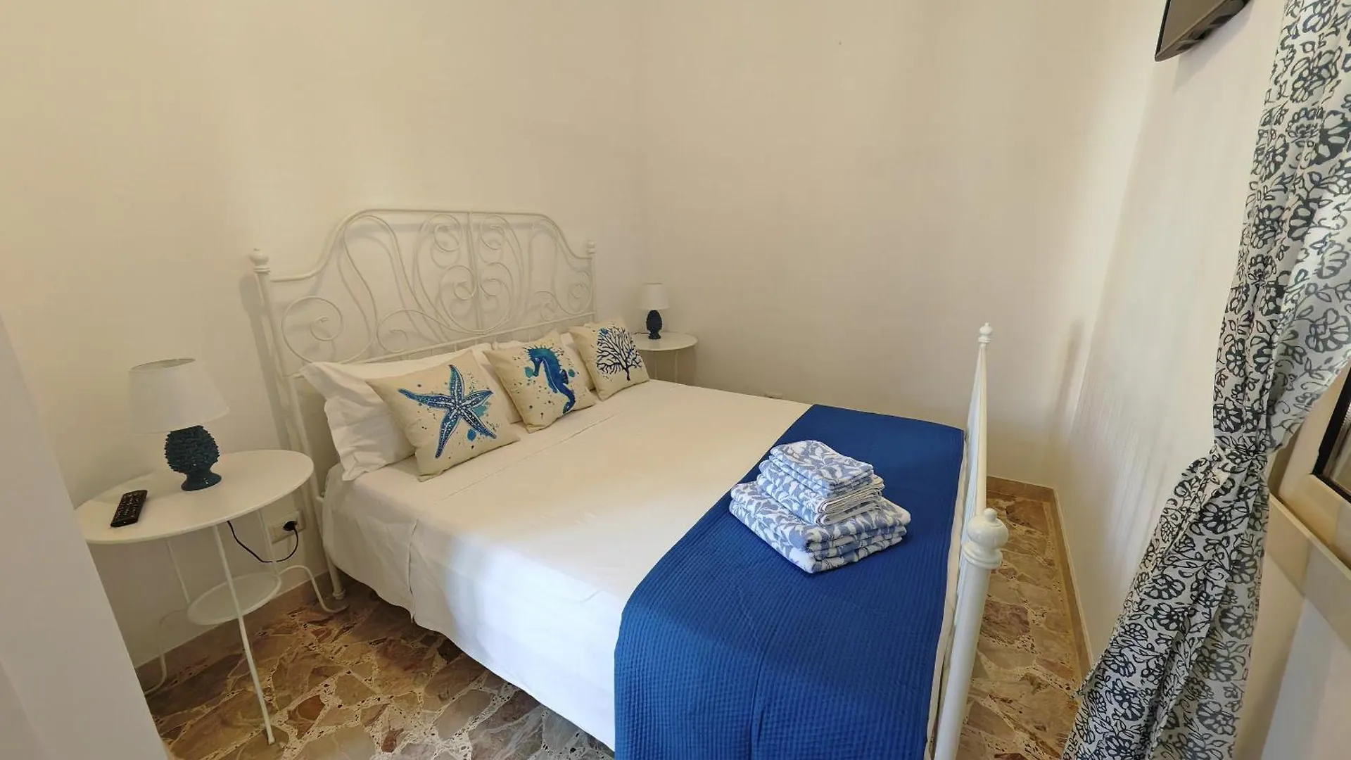 Casuzze House Villa Villaggio Azzurro